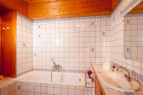 Annecy Location Villa Luxe Caledonite Salle De Bain 1