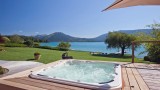 Annecy Location Villa Luxe Pierre De Canelle Exterieur Jacuzzi