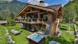 Chamonix Mont Blanc Rental Chalet Luxury Paradamete Outside 1