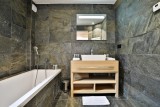 Chamonix Mont Blanc Rental Chalet Luxury Paradamyte Bathroom