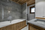 Courchevel 1300 Luxury Rental Appartment Tilante Bathroom