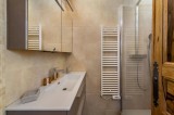 Courchevel 1300 Luxury Rental Chalet Nieruole Bathroom 2