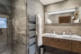 Courchevel 1550 Luxury Rental Chalet Niebite Bathroom 3