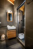 Courchevel 1650 Luxury Rental Appartment Allanite Bathroom 2