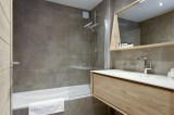 Courchevel 1650 Luxury Rental Appartment Altanto Bathroom 3