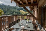 Courchevel 1650 Luxury Rental Appartment Amarile Balcony