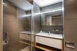 Courchevel 1650 Luxury Rental Appartment Auralite Bathroom 2