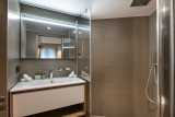 Courchevel 1650 Luxury Rental Appartment Auralite Bathroom