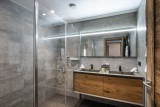 Courchevel 1650 Luxury Rental Appartment Aurylite Bathroom 2