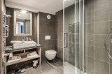 Courchevel 1650 Luxury Rental Appartment Dalersi Bathroom