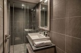 Courchevel 1650 Luxury Rental Appartment Dracali Bathroom 2