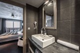Courchevel 1650 Luxury Rental Appartment Neustadelite Bathroom 3