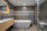 Courchevel 1650 Luxury Rental Chalet Akurlonte Bathroom 3