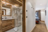 Courchevel 1650 Luxury Rental Chalet Ebella Bathroom 2