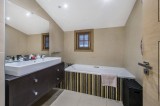 Courchevel 1650 Luxury Rental Chalet Nexiluvite Bathroom 2