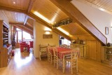 Courchevel 1850 Luxury Rental Appartment Albatre Dining Room
