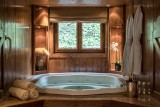 Courchevel 1850 Luxury Rental Chalet Nilia Jacuzzi