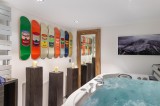 Courchevel 1550 Location Chalet Luxe Niulia Jacuzzi