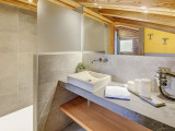 La Clusaz Location Chalet Luxe Leuganou Douche 