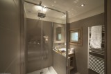 La Tania Location Chalet Luxe Counite Salle De Bain