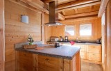 Les Deux Alpes Rental Chalet Luxury Cervantate Kitchen