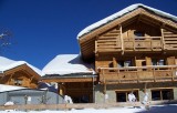 Les Deux Alpes Rental Chalet Luxury Cervantate Outside 