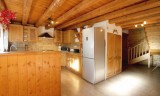 Les Deux Alpes Luxury Rental Chalet White Garnet Kitchen