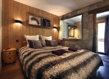 Les Menuires Luxury Rental Chalet Lanigrette Bedroom  6