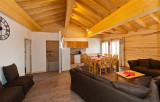 Les Menuires Location Chalet Luxe Loubio Salle A Manger