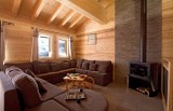 Les Menuires Luxury Rental Chalet Mizzanite Living Room