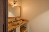 Luberon Luxury Rental Villa Leucon Bathroom 2