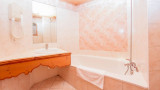 Meribel Location Chalet Luxe Melalot Baignoire 