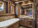 Meribel Location Chalet Luxe Nobbies Baignoire 