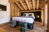 Méribel Luxury Rental Chalet Nuolora Bedroom 2