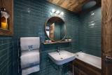 Morzine Luxury Rental Chalet Morzute Bathroom