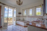 Nice Luxury Rental Villa Nigritelle Bathroom