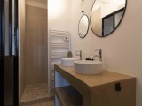 Saint Rémy De Provence Luxury Rental Villa Mercasite Bathroom 2