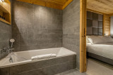 8-8Val D'isère Location Appartement Dans Résidence Luxe Darnosol Salle De Bain