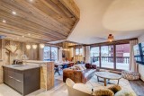 Val d’Isère Location Appartement Luxe Ulalite Salon 1