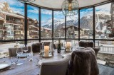 Val d’Isère Luxury Rental Appartment Ulilite Dining Area