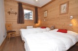 Val d’Isère Luxury Rental Apartment Vaselote Bedroom
