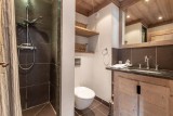 Val d’Isère Luxury Rental Apartment Vaulite Bathroom