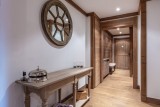 Val d’Isère Luxury Rental Appartement Venturina Corridor