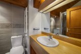 Val d’Isère Luxury Rental Appartment Vitalane Bathroom 2