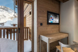 Val D'Isère Location Chalet Luxe Darmera Coin Bureau