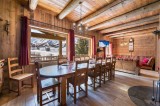Val d’Isère Luxury Rental Chalet Jaden Dining Area