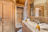 Val d’Isère Luxury Rental Chalet Jaden Bathroom 4