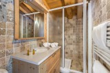 Val d’Isère Luxury Rental Chalet Jaden Bathroom 5