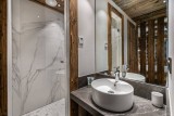 Val d’Isère Luxury Rental Chalet Tapizo Bathroom 4