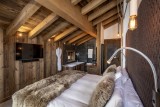 Val D’Isère Luxury Rental Chalet Umbate Bedroom 2